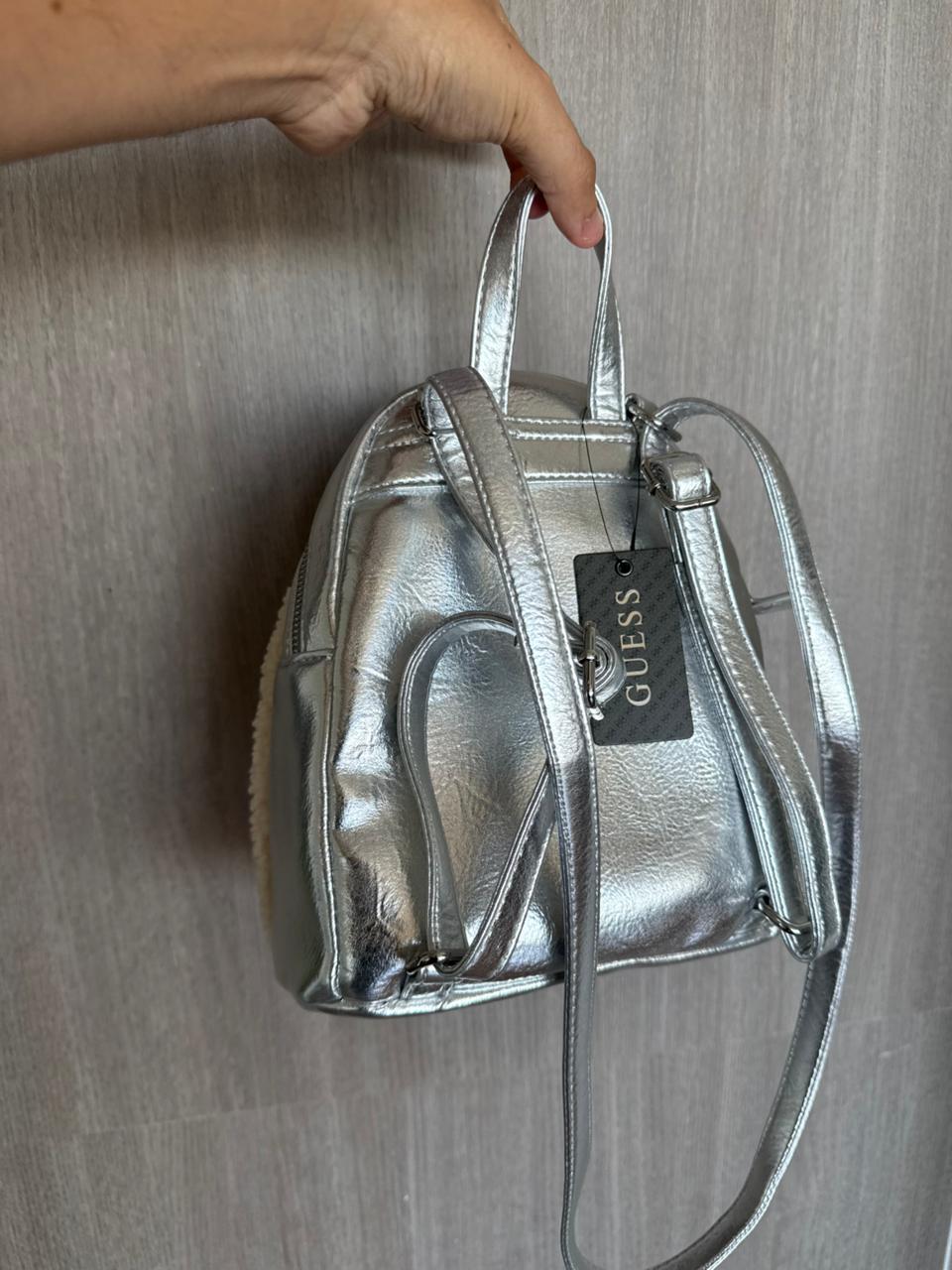 MOCHILA GUESS-SILVER SMALL