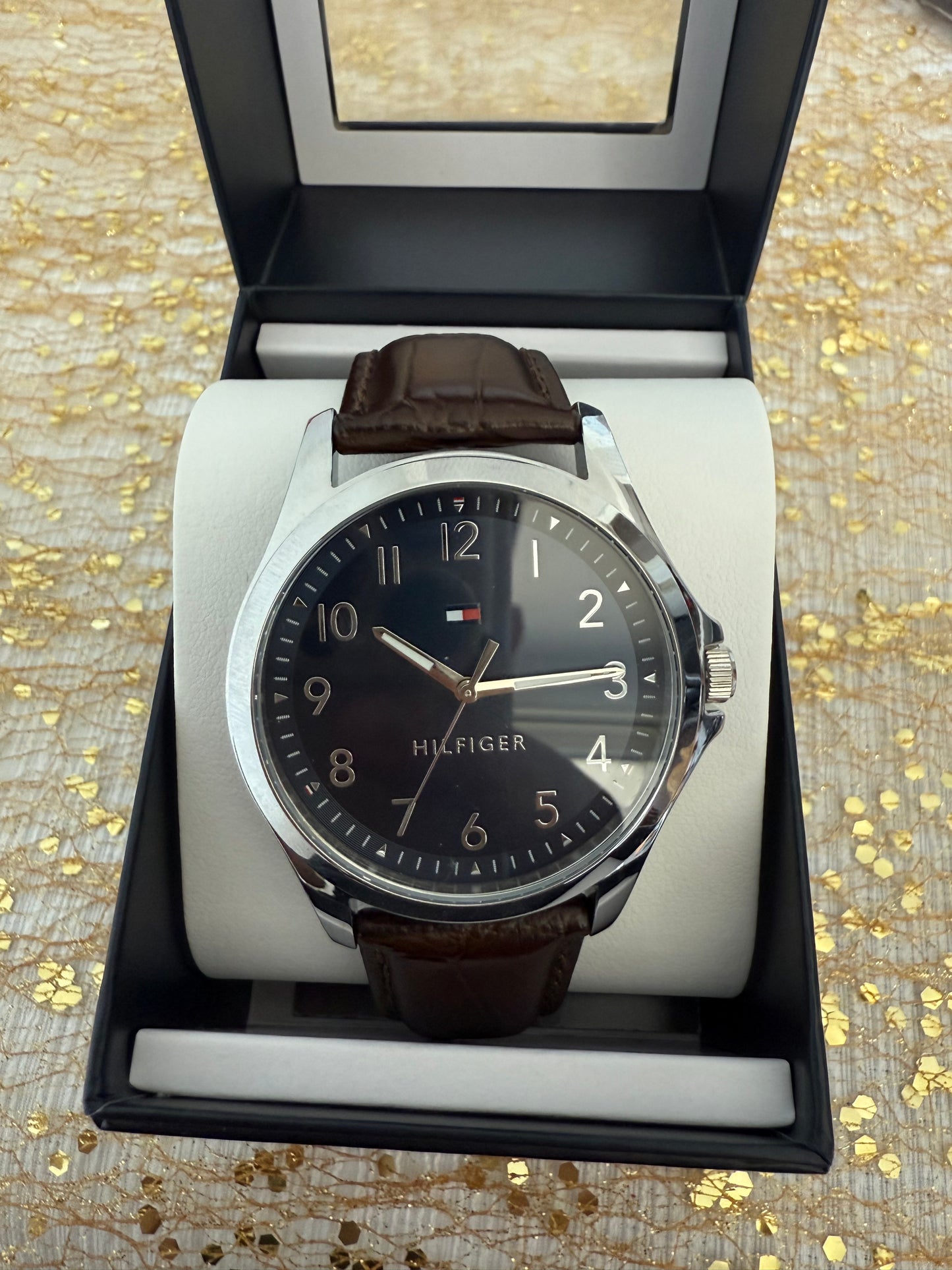 RELOJ TOMMY HILFIGER HOMBRE CUERO CAFÉ