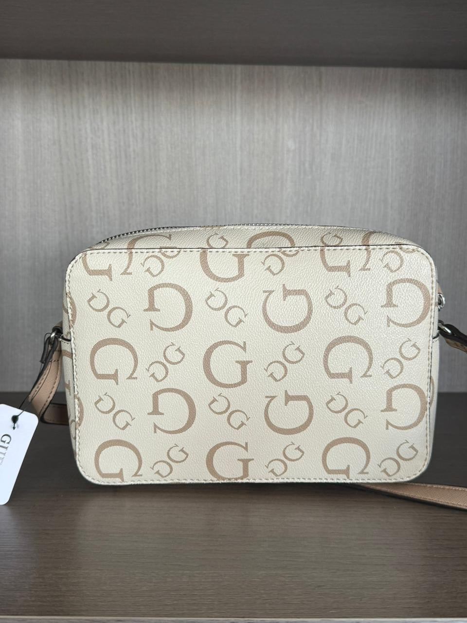 CROSSBODY GUESS-CREMA MONOGRAMA