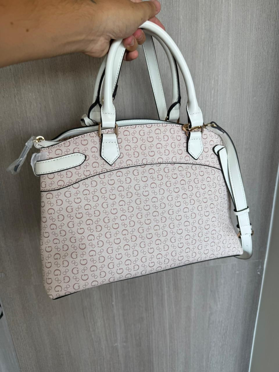 CARTERA GUESS-ROSA MONOGRAMA