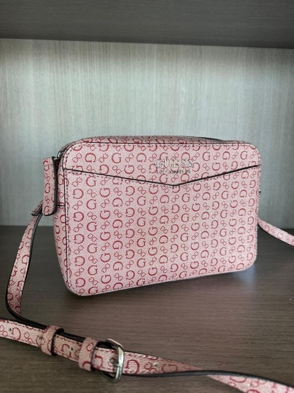 CROSSBODY GUESS-ROJO MONOGRAMA