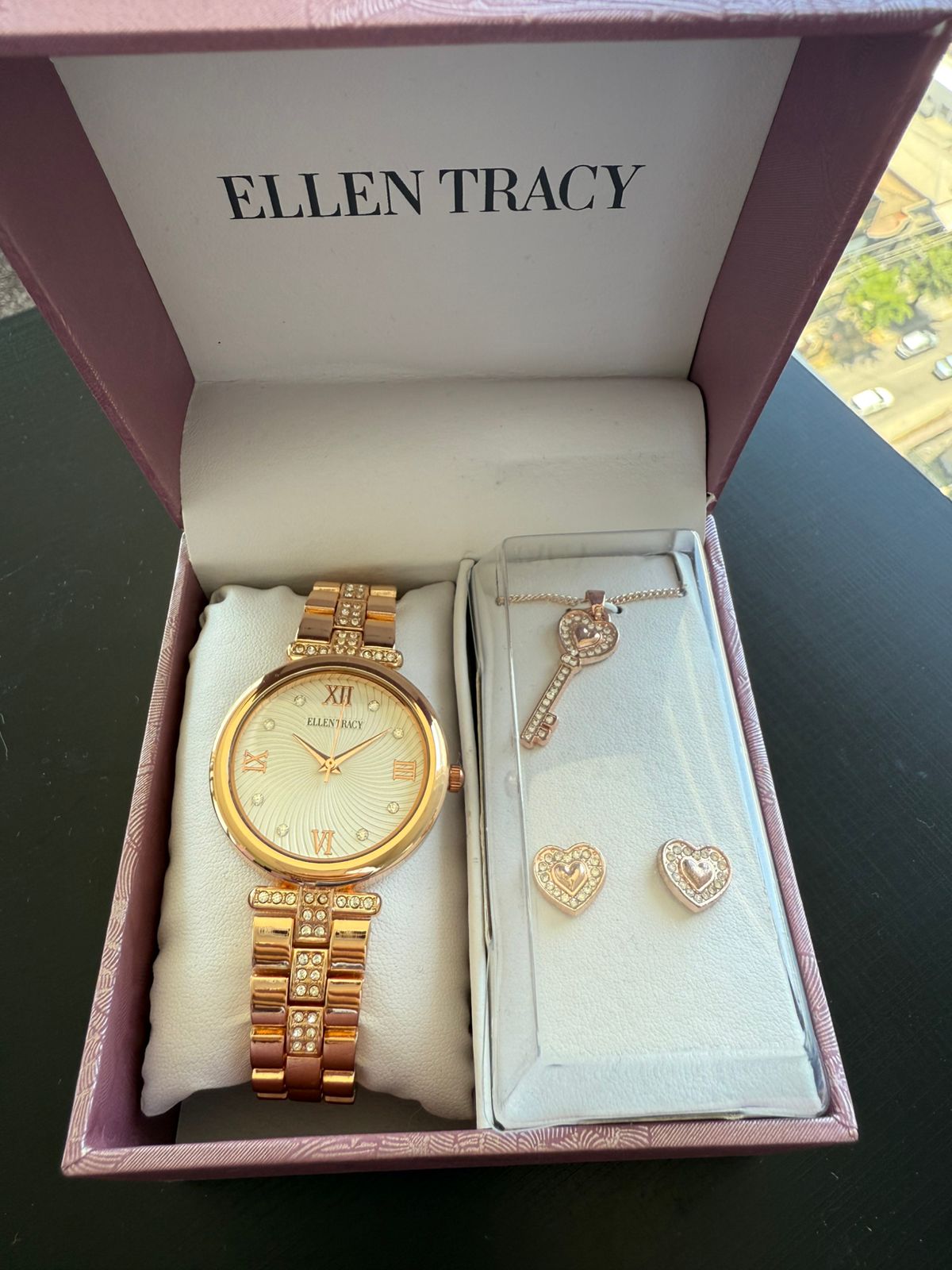 SET RELOJ + COLLAR + AROS ELLEN TRACY