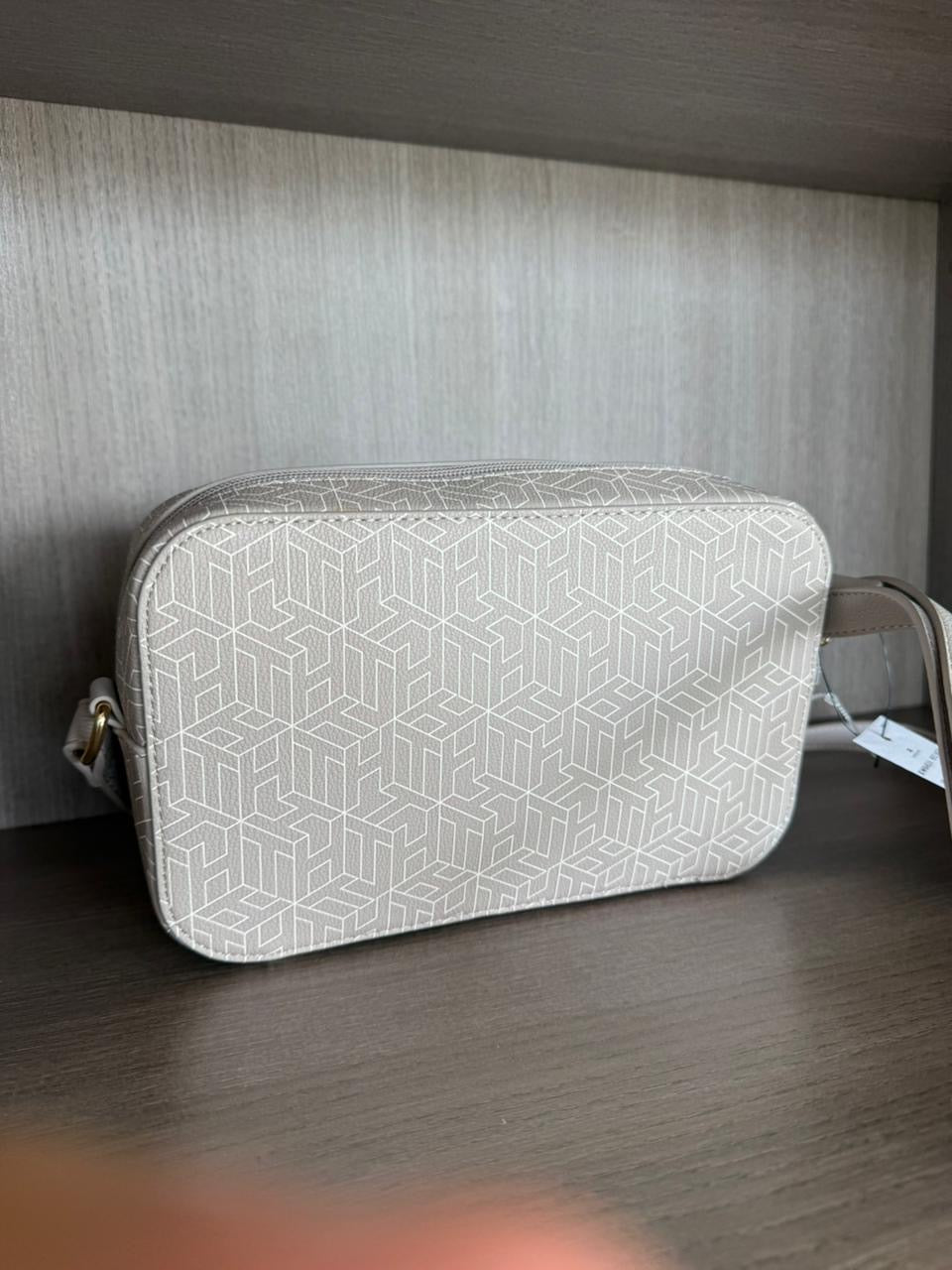CROSSBODY TOMMY HILFIGER GRIS
