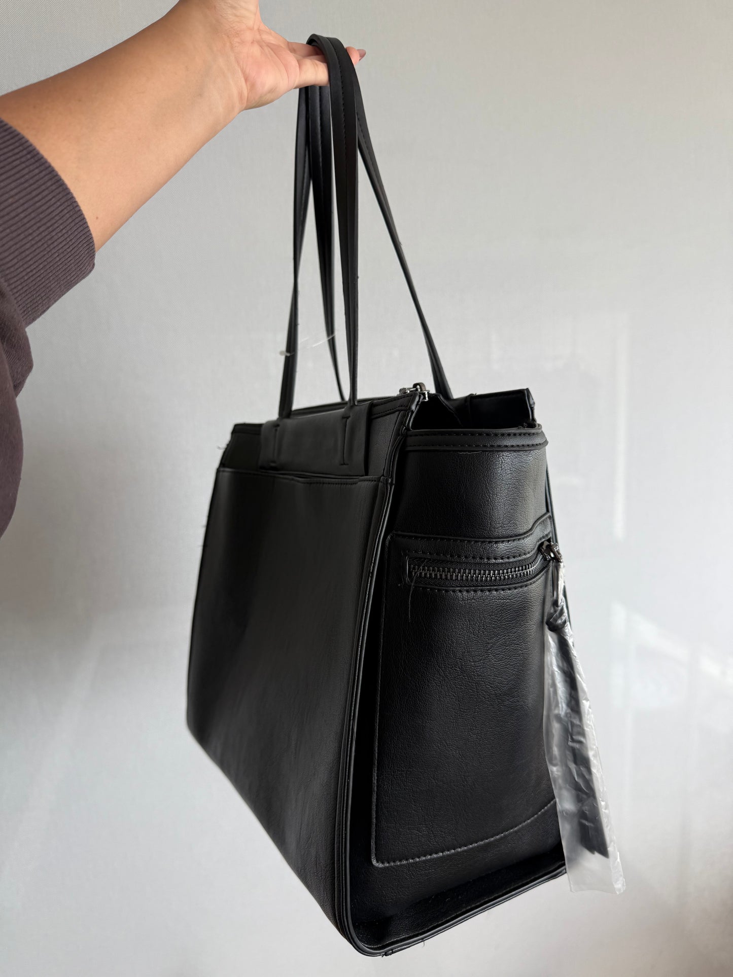 TOTE STEVE MADDEN NEGRO