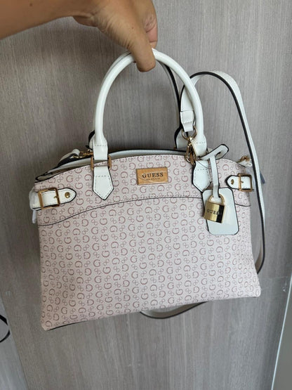 CARTERA GUESS-ROSA MONOGRAMA