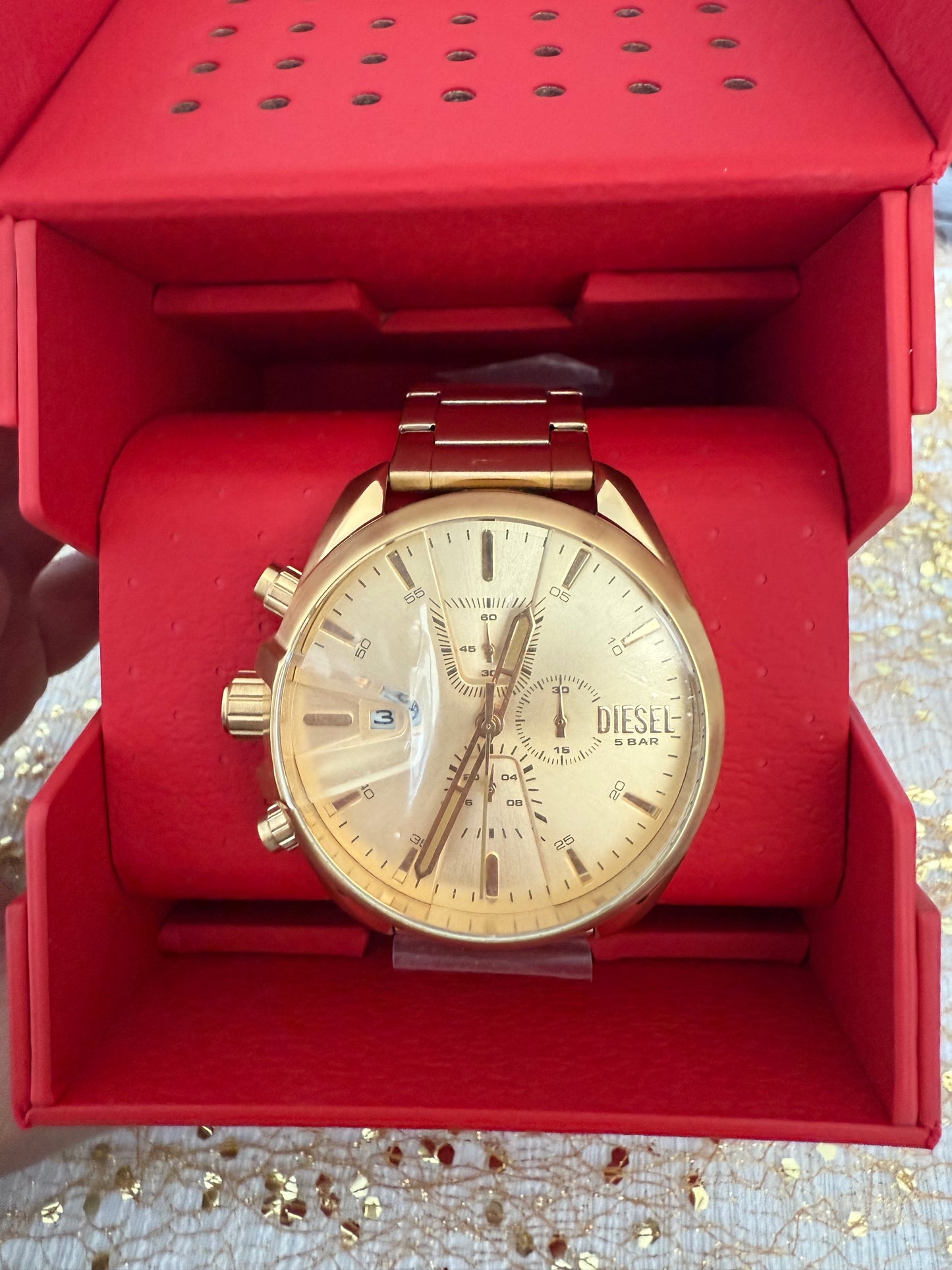 RELOJ DIÉSEL HOMBRE DORADO