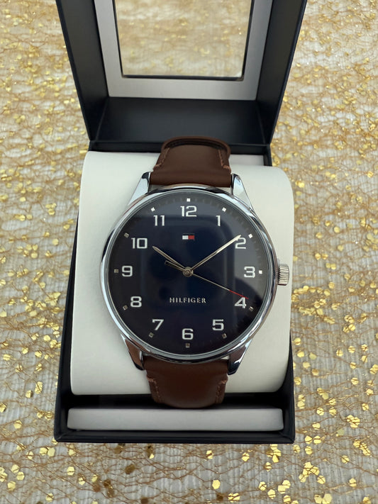 RELOJ TOMMY HILFIGER HOMBRE CUERO CAFÉ