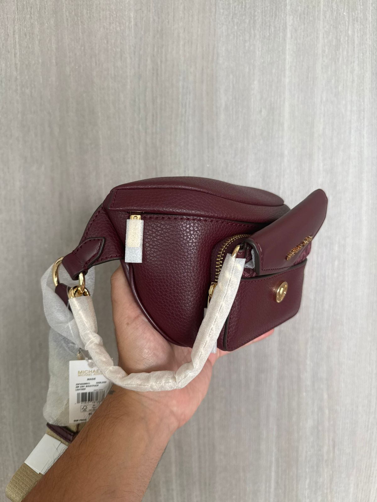 BANANO MICHAEL KORS VINO CUERO