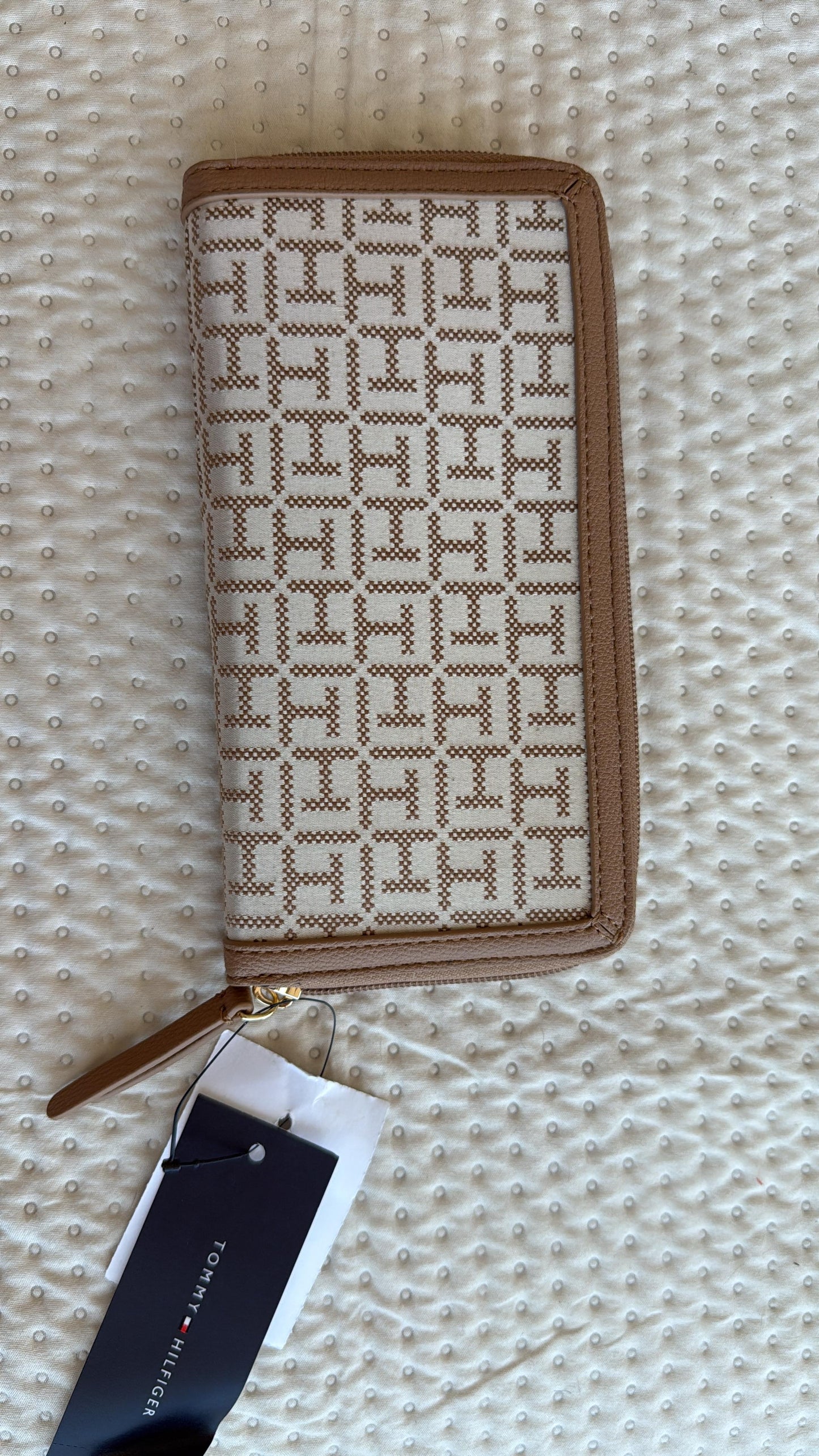 BILLETERA TOMMY HILFIGER BEIGE