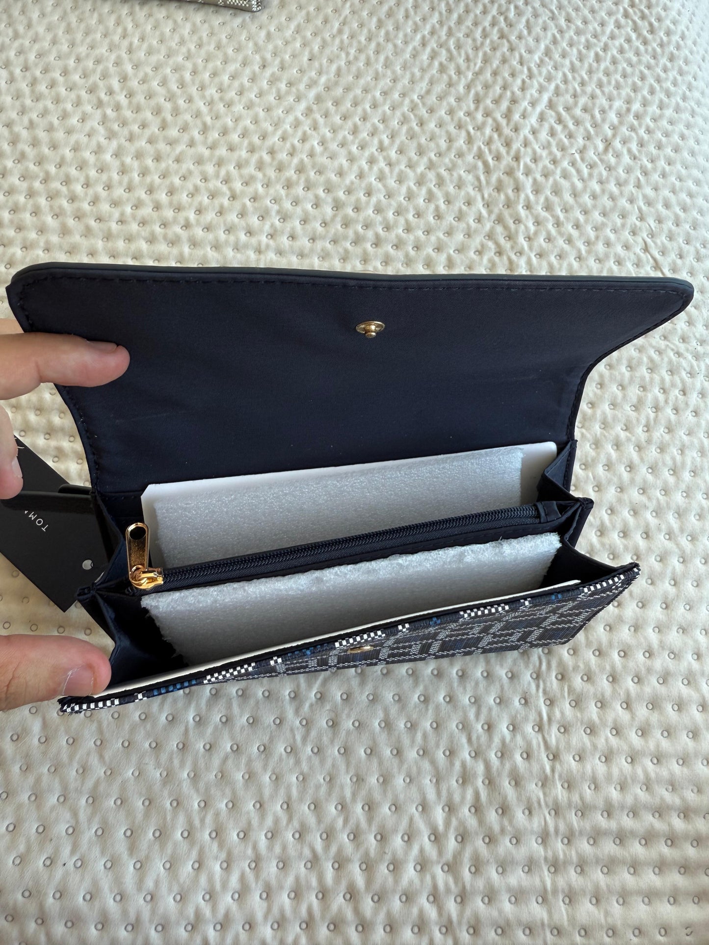 BILLETERA TOMMY HILFIGER AZUL MONOGRAMA